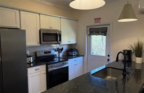 Lupton City House | Modern 3-bedroom townhome with in Chattanooga