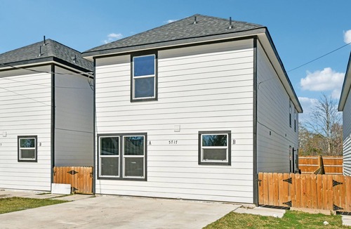 Northside House | Modern 3-bedroom townhome in vibrant Houston