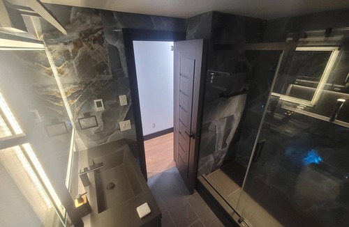 Ballston Lake House | Modern 3-bedroom house in Saratoga County.