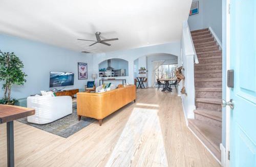 Breckenridge House | Modern 3-BR Townhome w Private Backyard Near RTP