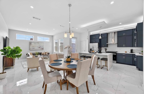Houston House | Modern 3-Story Home | Terrace + Office | Galleria