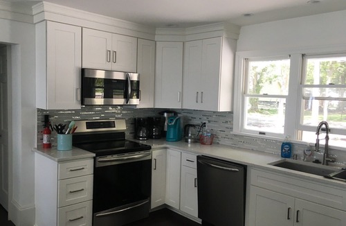 Mayville House | Modern 300 ft lakefront with pool