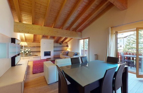 Madulain Apartment | Modern 3½ room flat on the ground floor, approx.