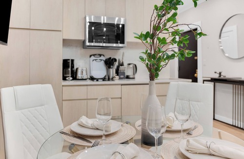 NoMad Apartment | Modern 3Bd Rose Hills Manhattan Terrace Space