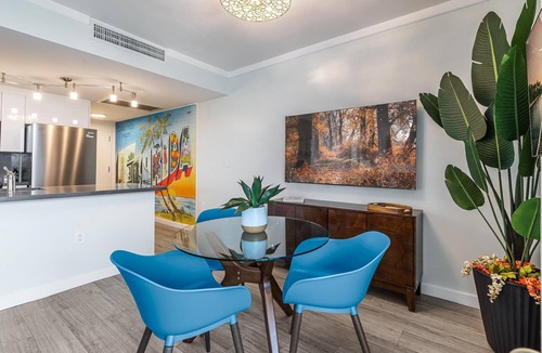 Coconut Grove Condo | Modern 3BR/3.5BA Grove Condo | Views, Balconies, Full Kitchen + 3 Parking