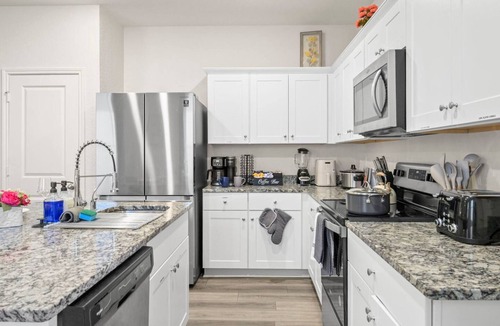 Medina Valley House | Modern 3BR Home in San Antonio