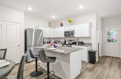 Medina Valley House | Modern 3BR Home in San Antonio