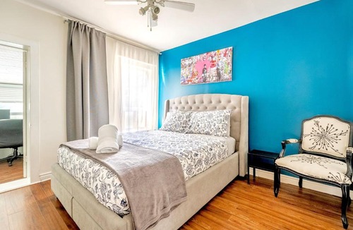 High Park North House | Modern 3BR Home - Near High Park