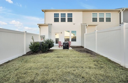 Zebulon House | Modern 3BR Home Near Raleigh Family Friendly
