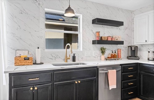 South Creek House | Modern 3BR Home w/Cowboy Pool + 3-in-1 Game Table