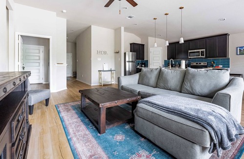 Lago Vista House | Modern 3BR House near Lake Travis Parks