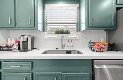 Mission Bend House | Modern 3BR Near Bellaire & Sugar Land