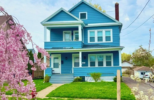 Syracuse Apartment | Modern 3BR Retreat Spacious Stay Near Destiny USA