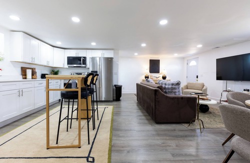 Valley Park House | Modern 3BR Retreat/STL County W/Easy Highway Access