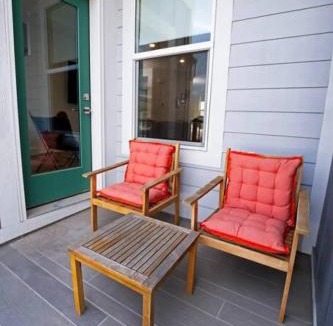 South Salt Lake House | Modern 3BR Ski Retreat Mountain Views & Garage