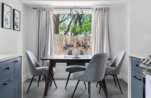 Austin House | Modern 3BR Sleeps 6 DT | SXSW | MotoGP | COTA
