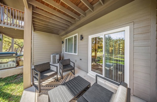 Point Venture House | Modern 3BR Townhome on Hole 2