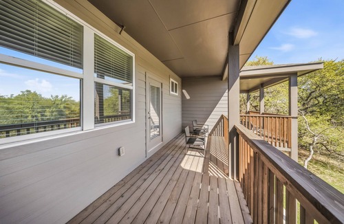 Point Venture House | Modern 3BR Townhome on Hole 2