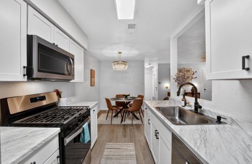 Round Rock Apartment | Modern 3BR Townhouse Near Brushy Creek Duplex