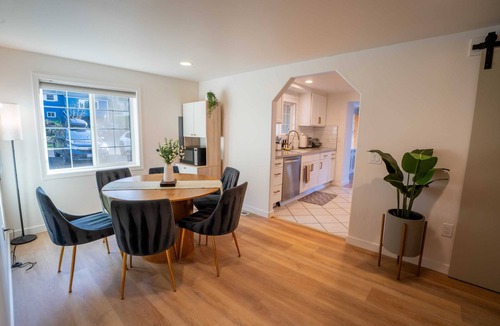 Olympic Hills House | Modern 3BR w/Level 2 EV Charger - Quiet & Cozy