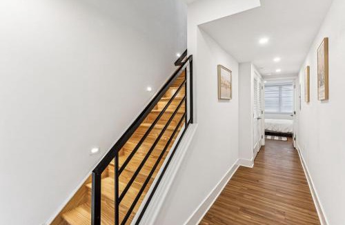 Fairmount Apartment | Modern 3BR Walk to Museums