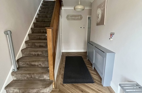 Lee-on-the-Solent House | Modern 4 bedroom home with sea views