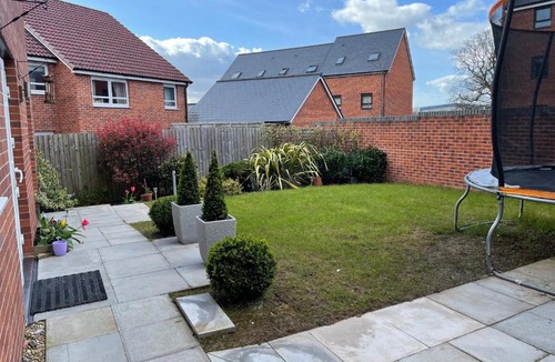 Emersons Green House | Modern 4-Bedroom Detached House