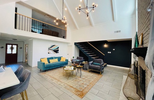 Memorial Northwest House | Modern 4-Bedroom ONLY Home Insurances & Long Term Home Rental