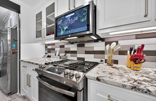 Rosenberg House | Modern 4 BR Home with Spacious Game Room in Rosenberg Prime Location