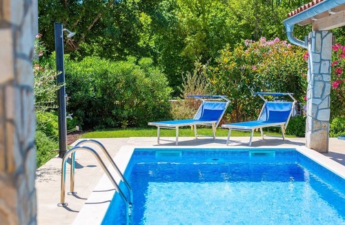 Milohnici Villa | Modern 4* villa with high-quality furnishings and private pool