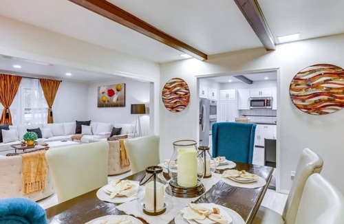 Lewisburg House | Modern 4BR 2BA Villa Near Bucknell with Pool