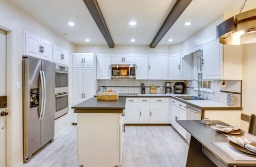 Lewisburg House | Modern 4BR 2BA Villa Near Bucknell with Pool
