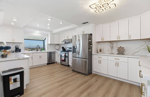 Chino Hills House | Modern 4BR/3BA 6 Beds Scenic Mountain Views