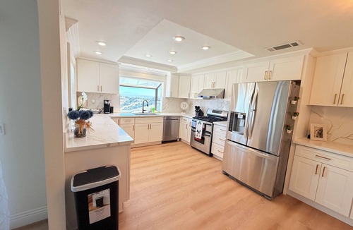 Chino Hills House | Modern 4BR/3BA 6 Beds Scenic Mountain Views