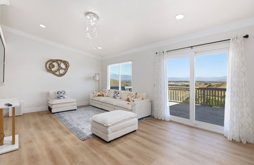 Chino Hills House | Modern 4BR/3BA 6 Beds Scenic Mountain Views