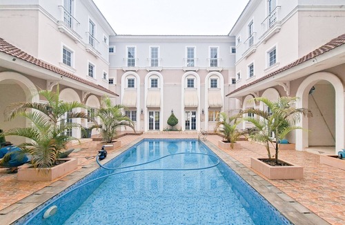Pagedangan Apartment | Modern 4Br Apartment At Guest House Vanya Park