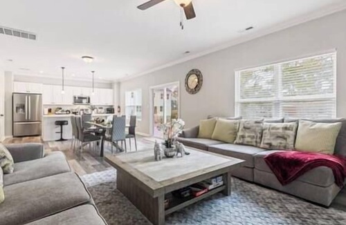 East Ocean View House | Modern 4br beach house - Norfolk