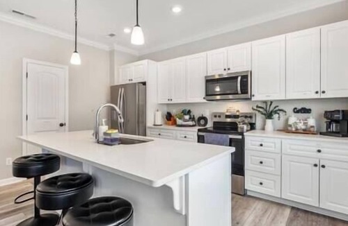 East Ocean View House | Modern 4br beach house - Norfolk