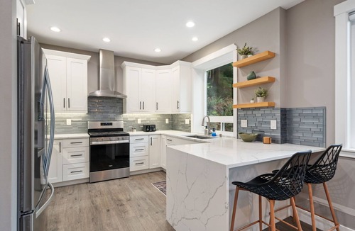 Sudden Valley House | Modern 4BR Bellingham Home w/Deck & Garage