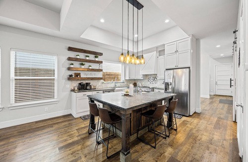 Old East Dallas House | Modern 4BR Home I Ping Pong I Near Downtown Dallas I Mins to Bars/Restaurants