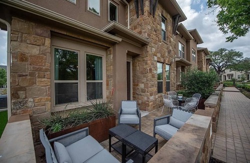 Cedar Park House | Modern 4BR Home Near Cedar Park