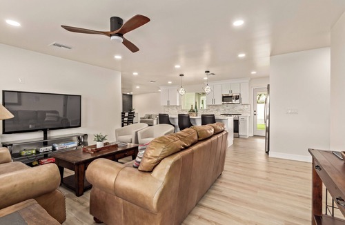 Papago Parkway House | Modern 4BR Home Pool South Scottsdale
