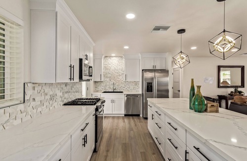 Papago Parkway House | Modern 4BR Home Pool South Scottsdale