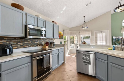 Lindfields Villa | Modern 4BR Home | Private Pool + Near Disney