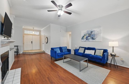 Flower Mound House | Modern 4BR Pool Home | Flower Mound ISD