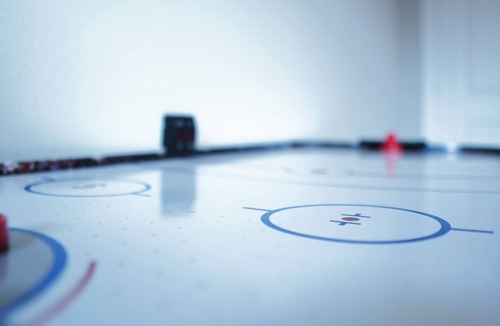 Everett House | Modern 5 Bed 3 Bath house with Lake Access