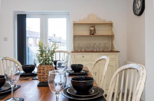 Manchester House | Modern 5-Bed Home EV City Centre 10 min