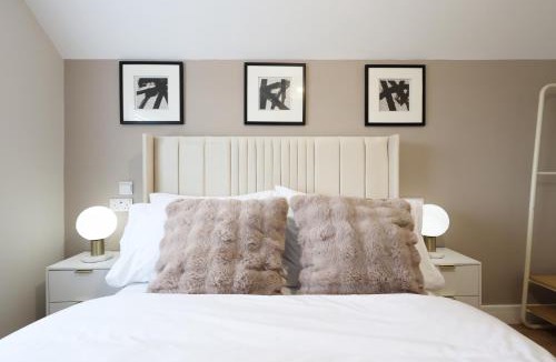 Patchway House | Modern 5 BED House NEW