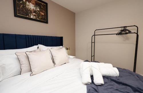 Patchway House | Modern 5 BED House NEW