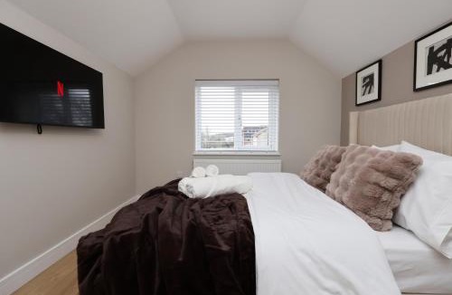 Patchway House | Modern 5 BED House NEW